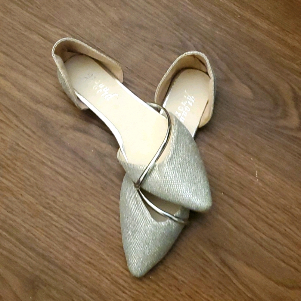 Glittery flats made by Alauu World size 37